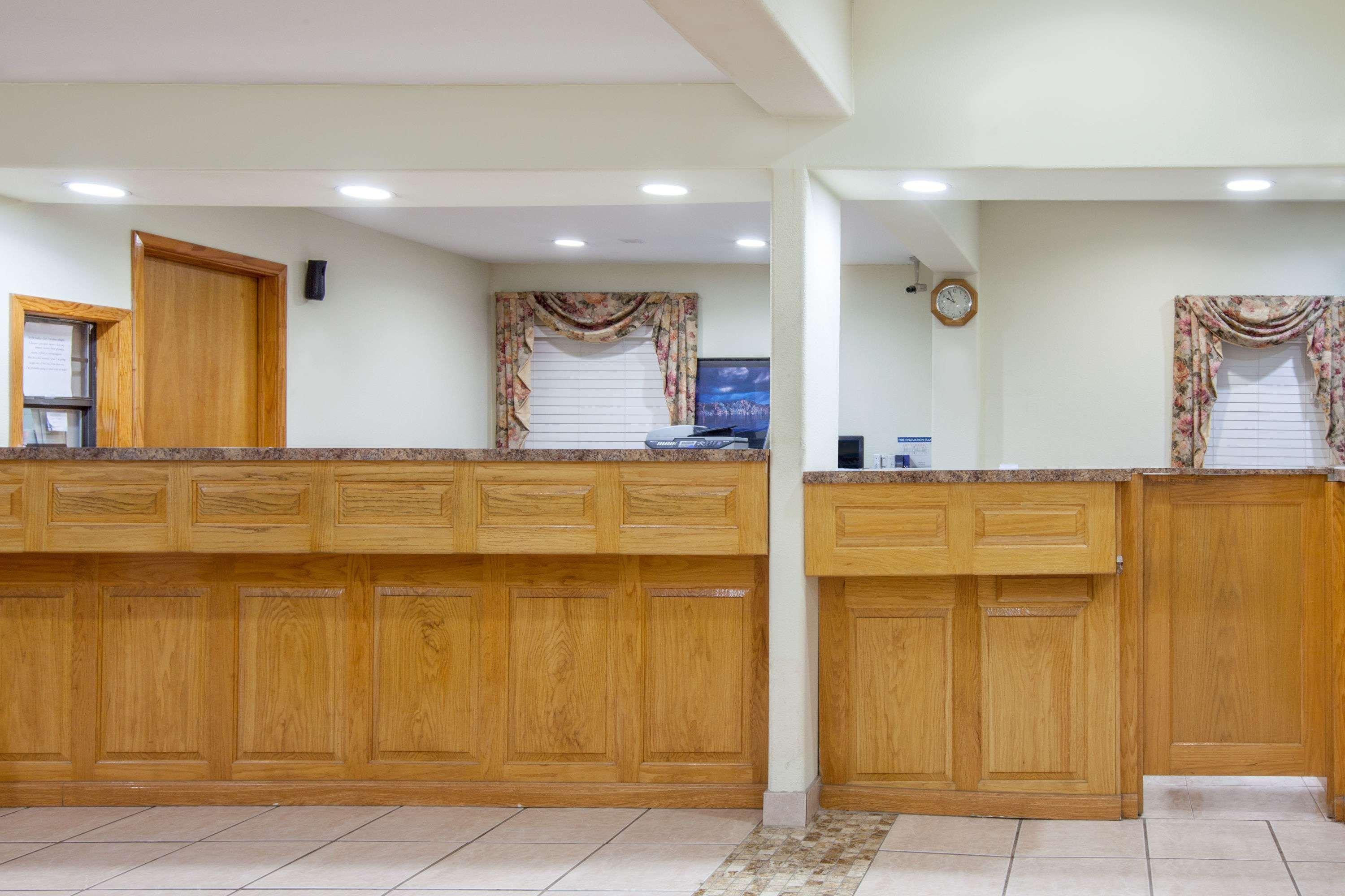 Days Inn By Wyndham Centerville Kültér fotó